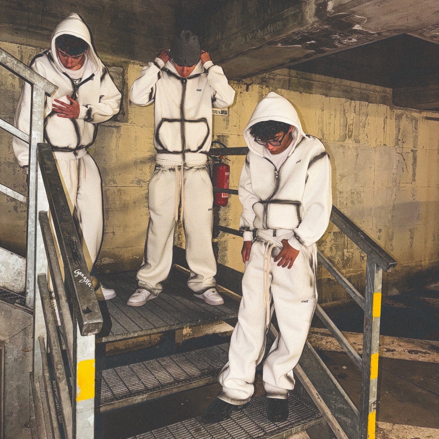 STAGE Set – Hoodie Zip & Pants