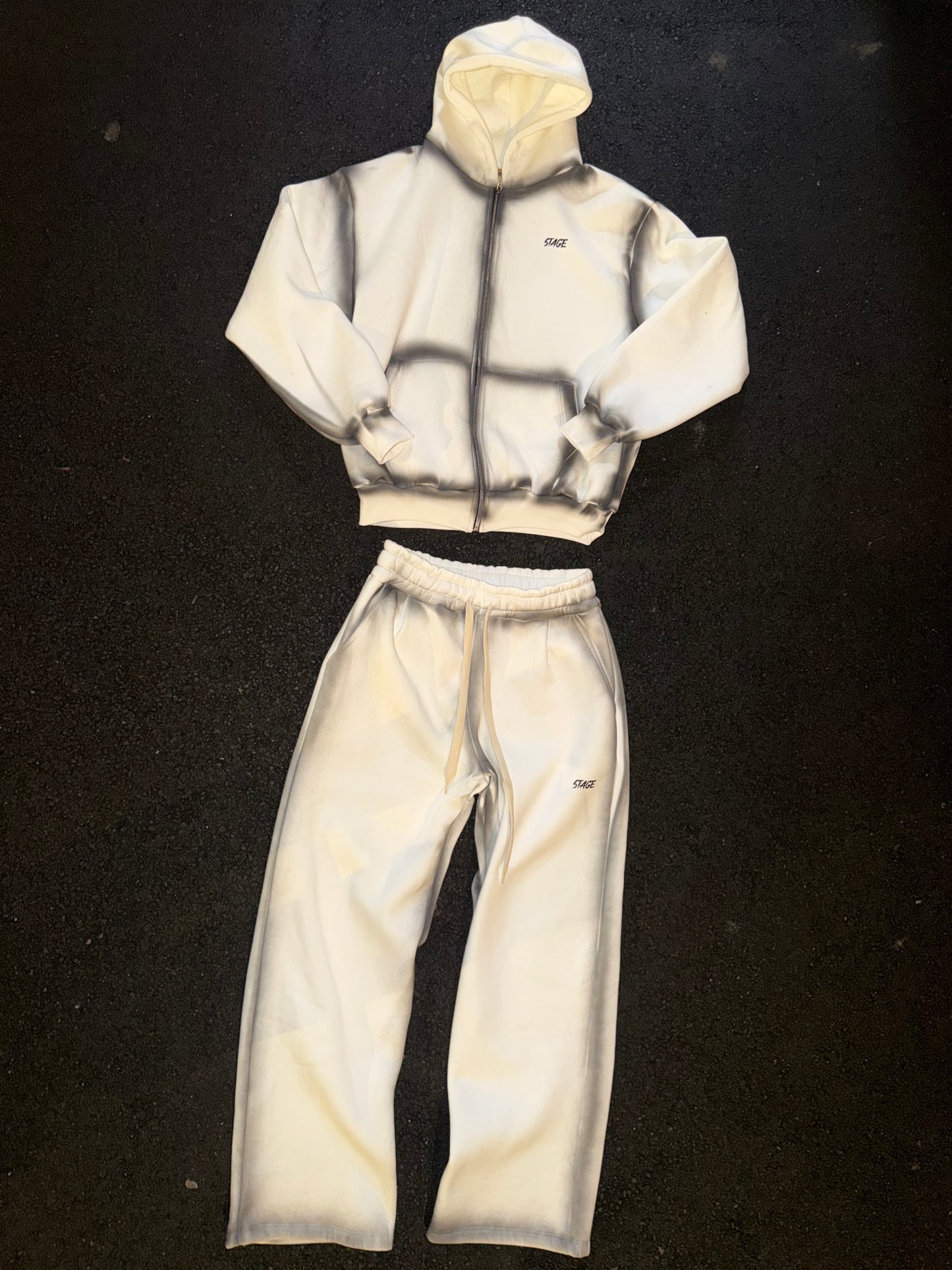 STAGE Set – Hoodie Zip & Pants